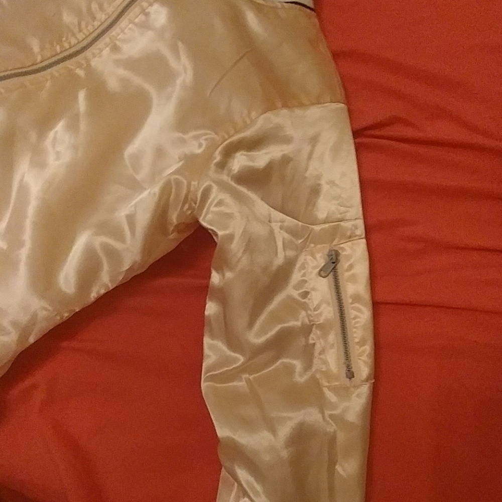 jacket - Picture 2 of 3